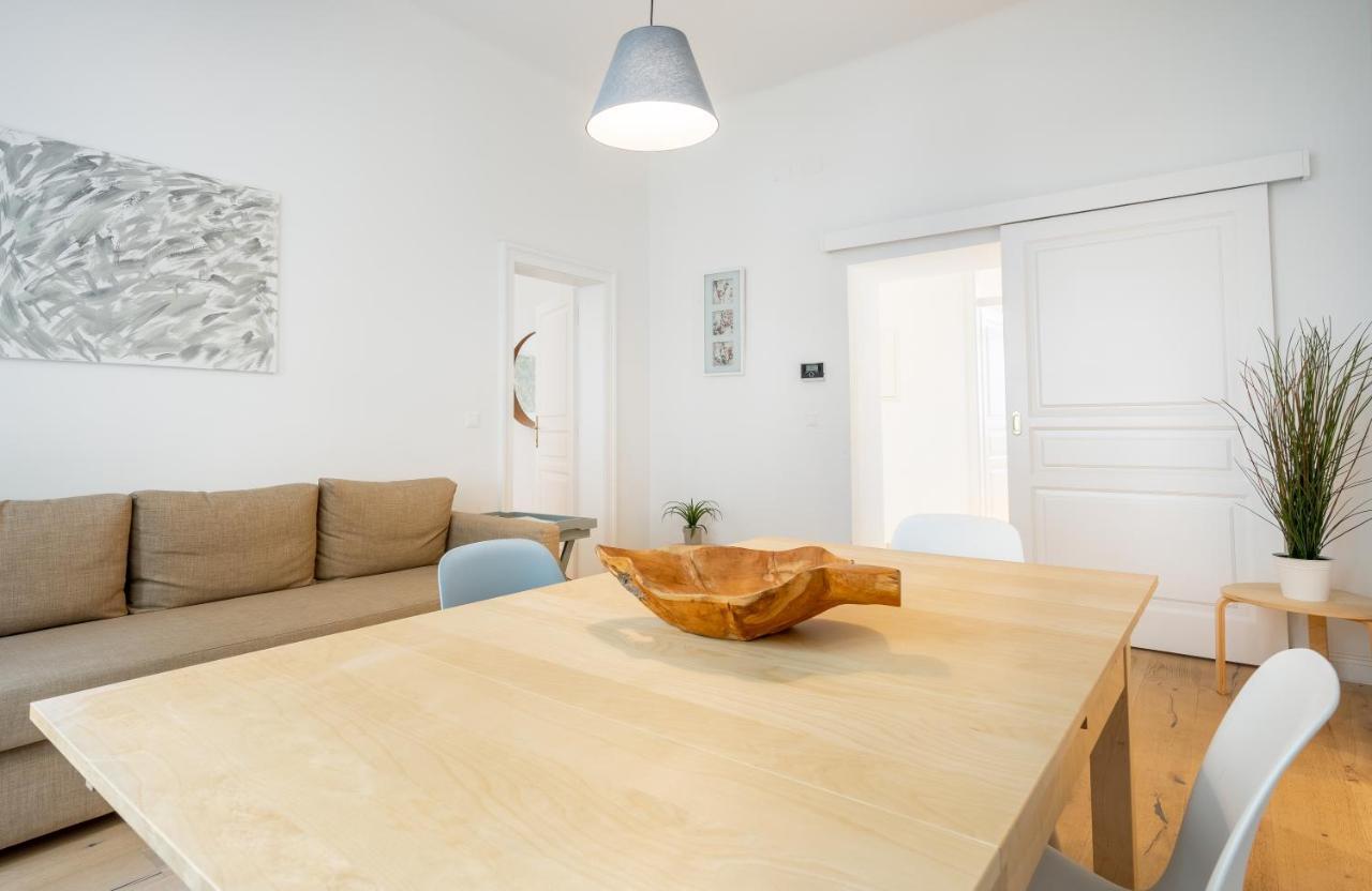 Cottageviertel - Stilvolles Apartment In Parknahe Vídeň Exteriér fotografie