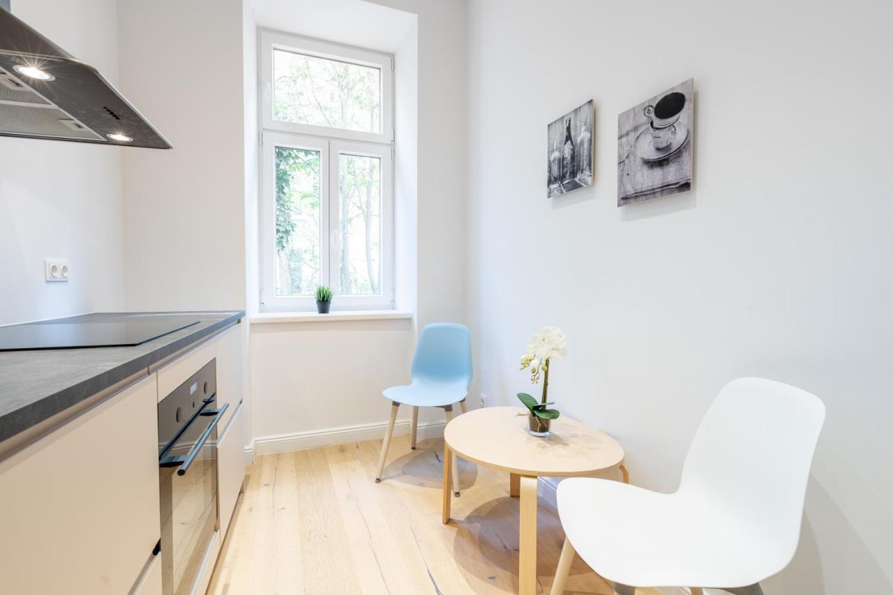 Cottageviertel - Stilvolles Apartment In Parknahe Vídeň Exteriér fotografie